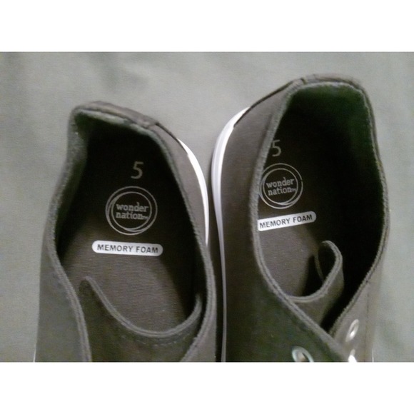WONDER NATION BOYS size 5 DARK GRAY MEMORY FOAM LACE UP SHOES LOW TOP NWOT - Picture 13 of 16